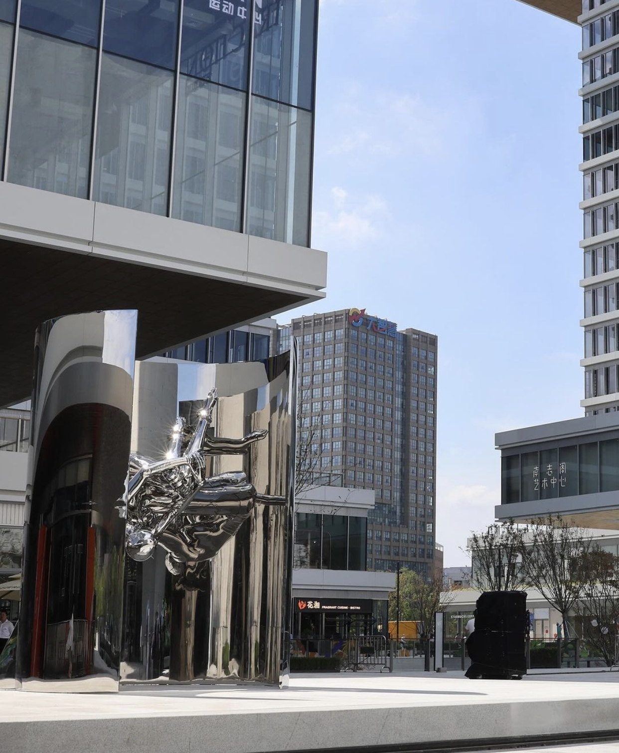 Japanese Artist Hajime Sorayama Unveils Monumental Public